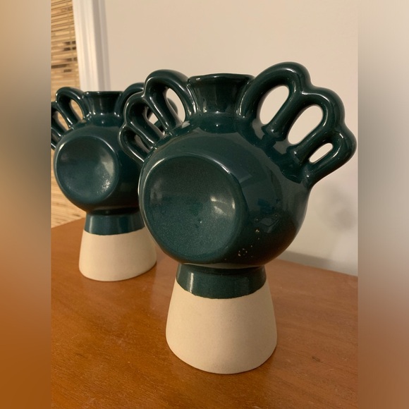 Anthropologie midcentury modern peacock vases, glossy green and matte beige (2) - Picture 6 of 8